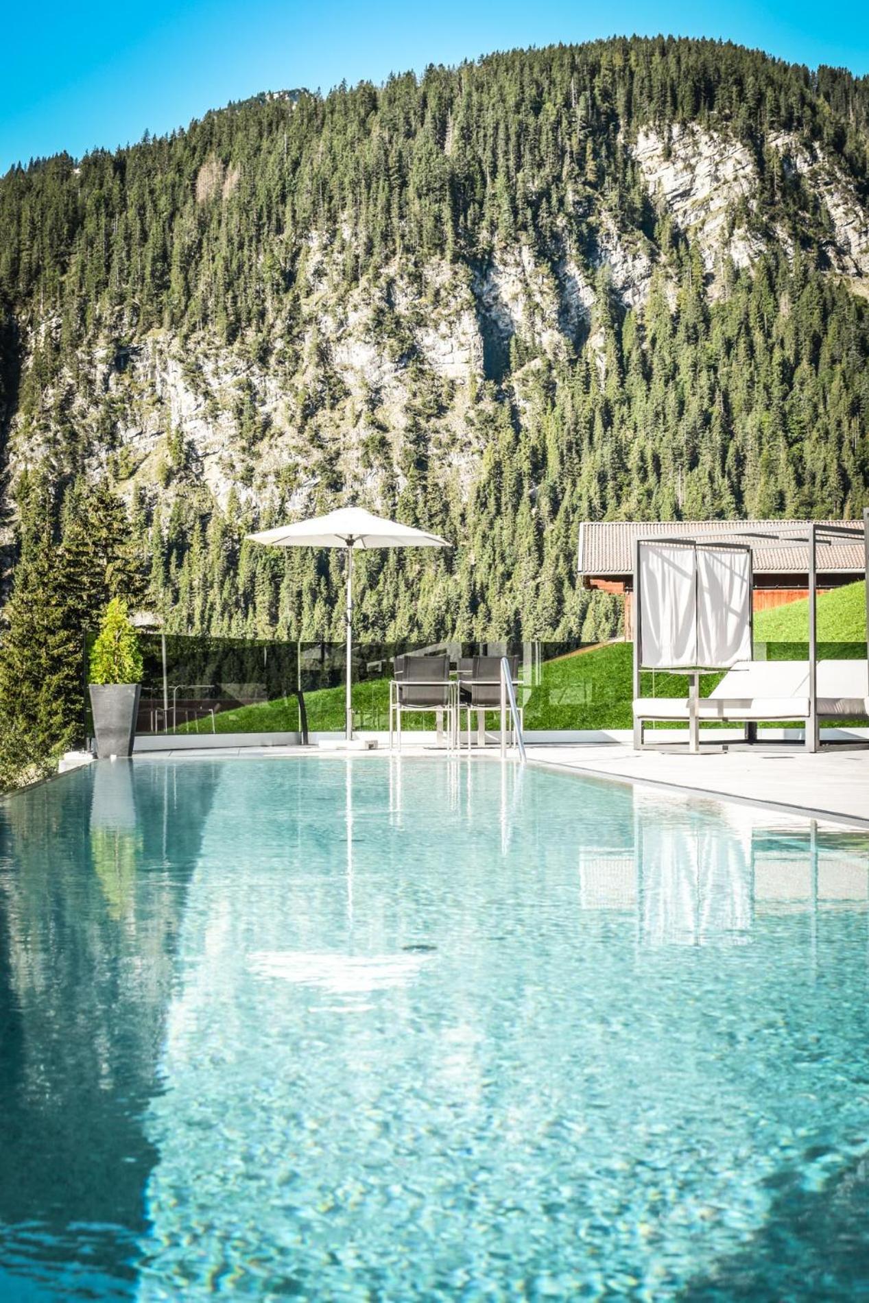 Berghotel Almrausch Berwang Exteriör bild